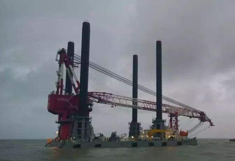 Sea crane